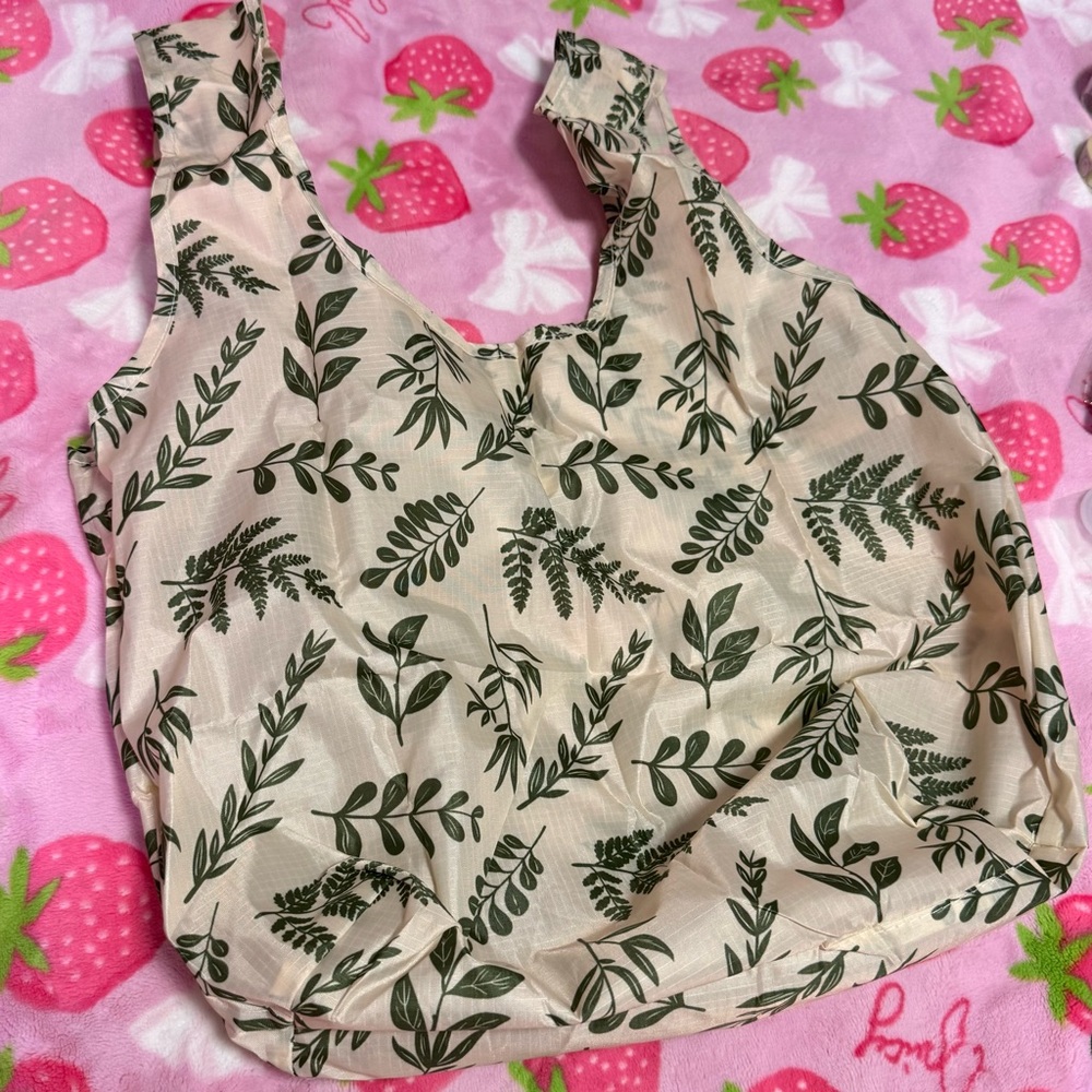 United By Blue Impact Collection Packable Tote Bag NWT Fern Print Travel Eco